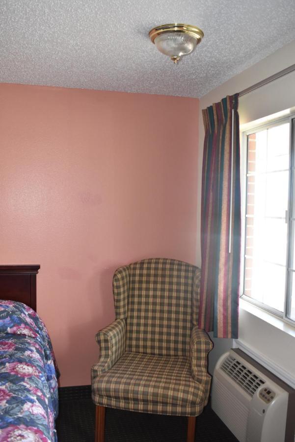 Royal Inn Springdale Extérieur photo